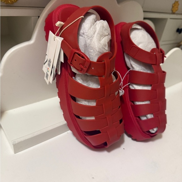 Zara Red Strappy Sandals. New with tags - Picture 7 of 8